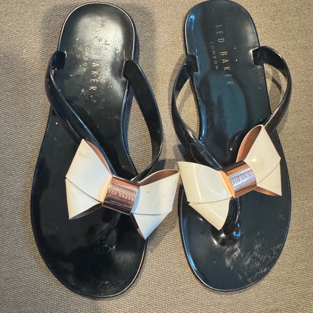 Ted Baker US 5.5 Sz 3 UK Ettiea Jelly Bow Black White Flip Flop Thong Sandals